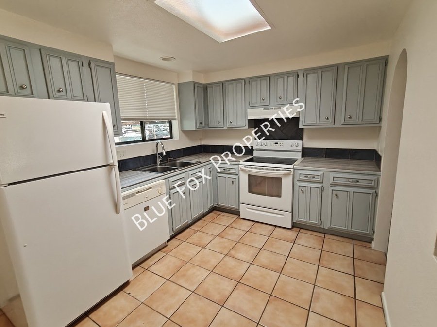 A hidden treasure with lots to offer! property image