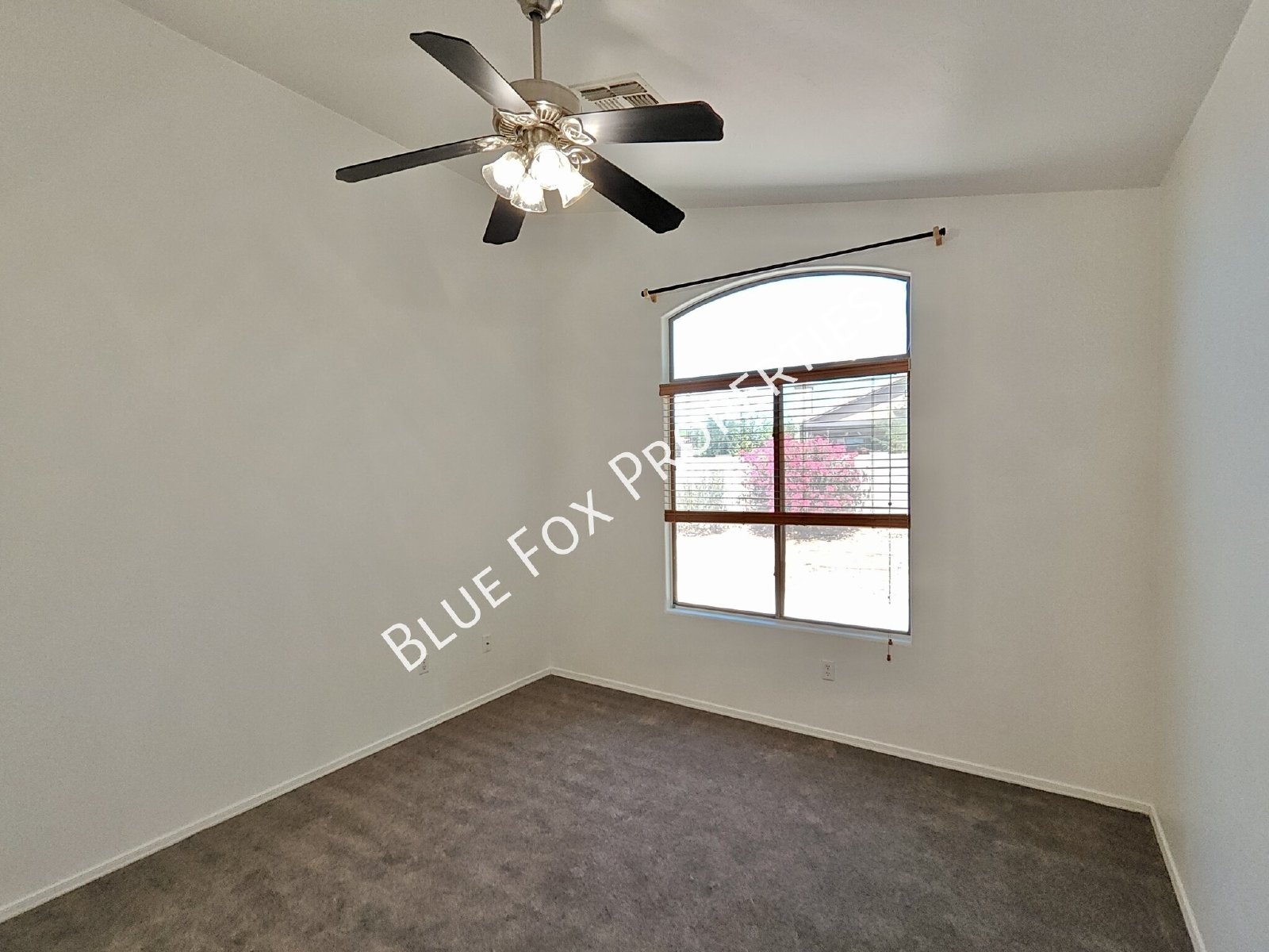 5680 W Shady Grove Dr property image