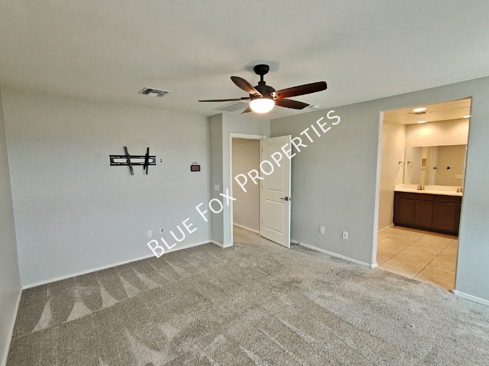 897 West Calle Zoca property image