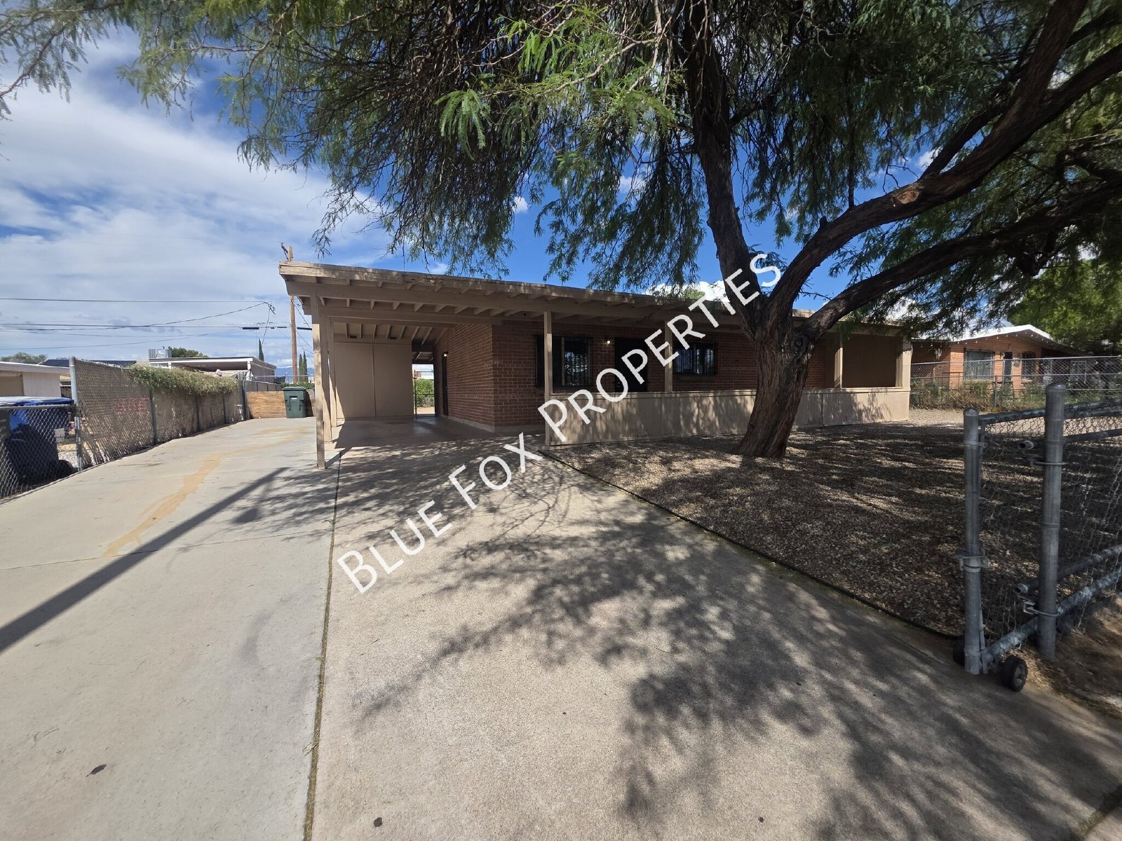 3807 E Dover Stravenue property image
