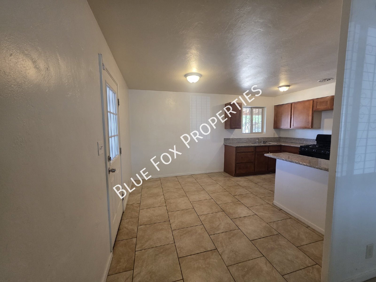3807 E Dover Stravenue property image