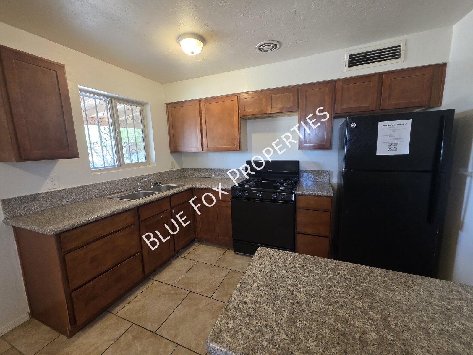 3807 E Dover Stravenue property image