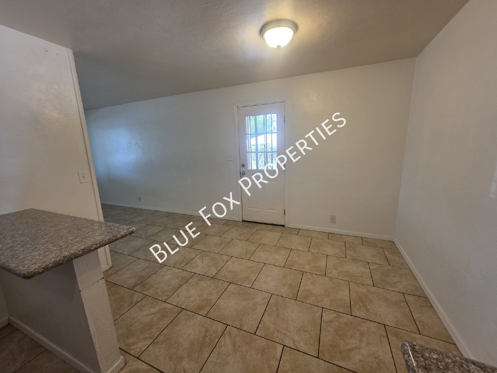3807 E Dover Stravenue property image