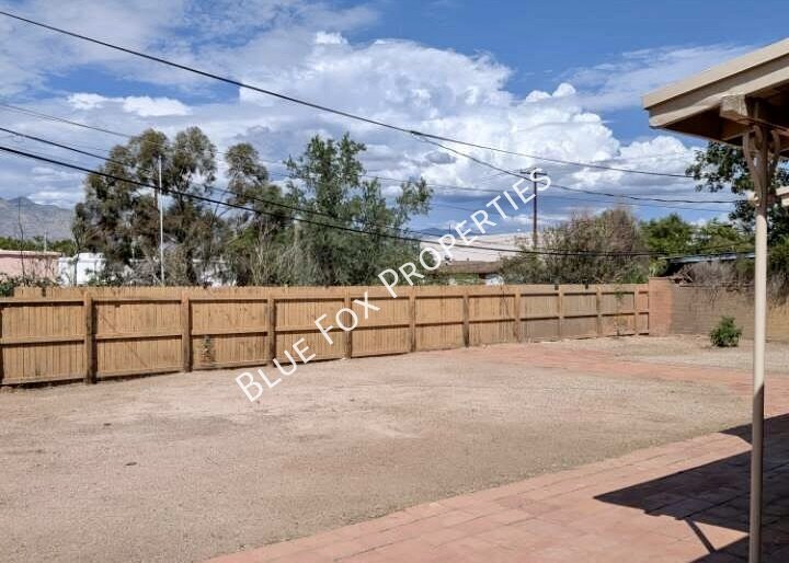 3857 East Edison Place property image