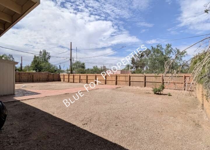 3857 East Edison Place property image