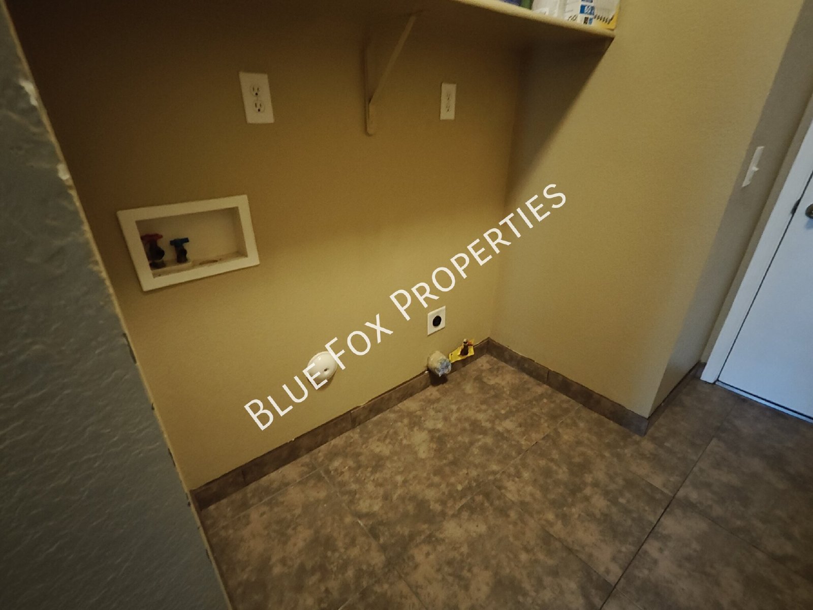 6895 S Martlet Drive property image