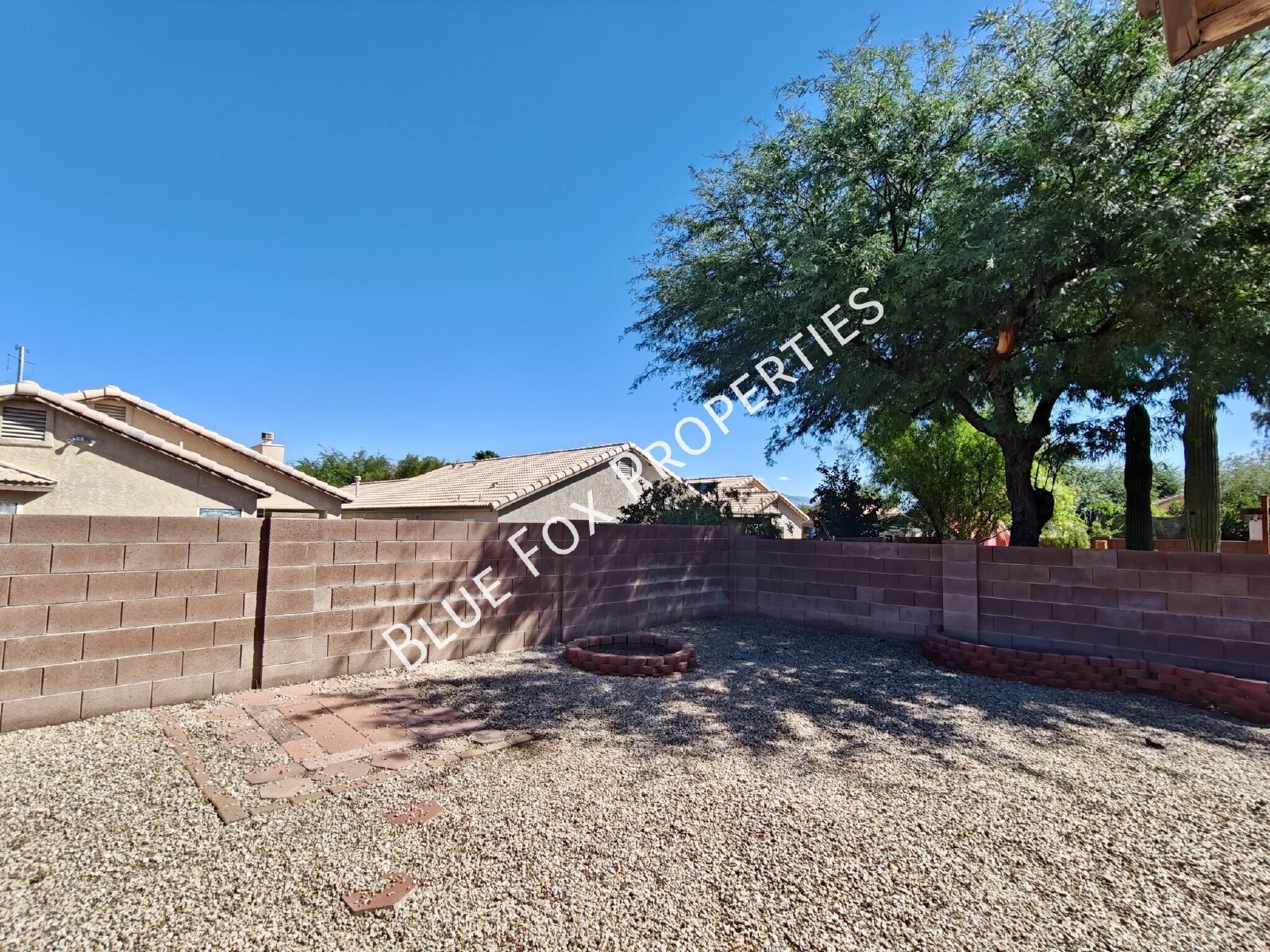 2302 W Silvergate Place property image