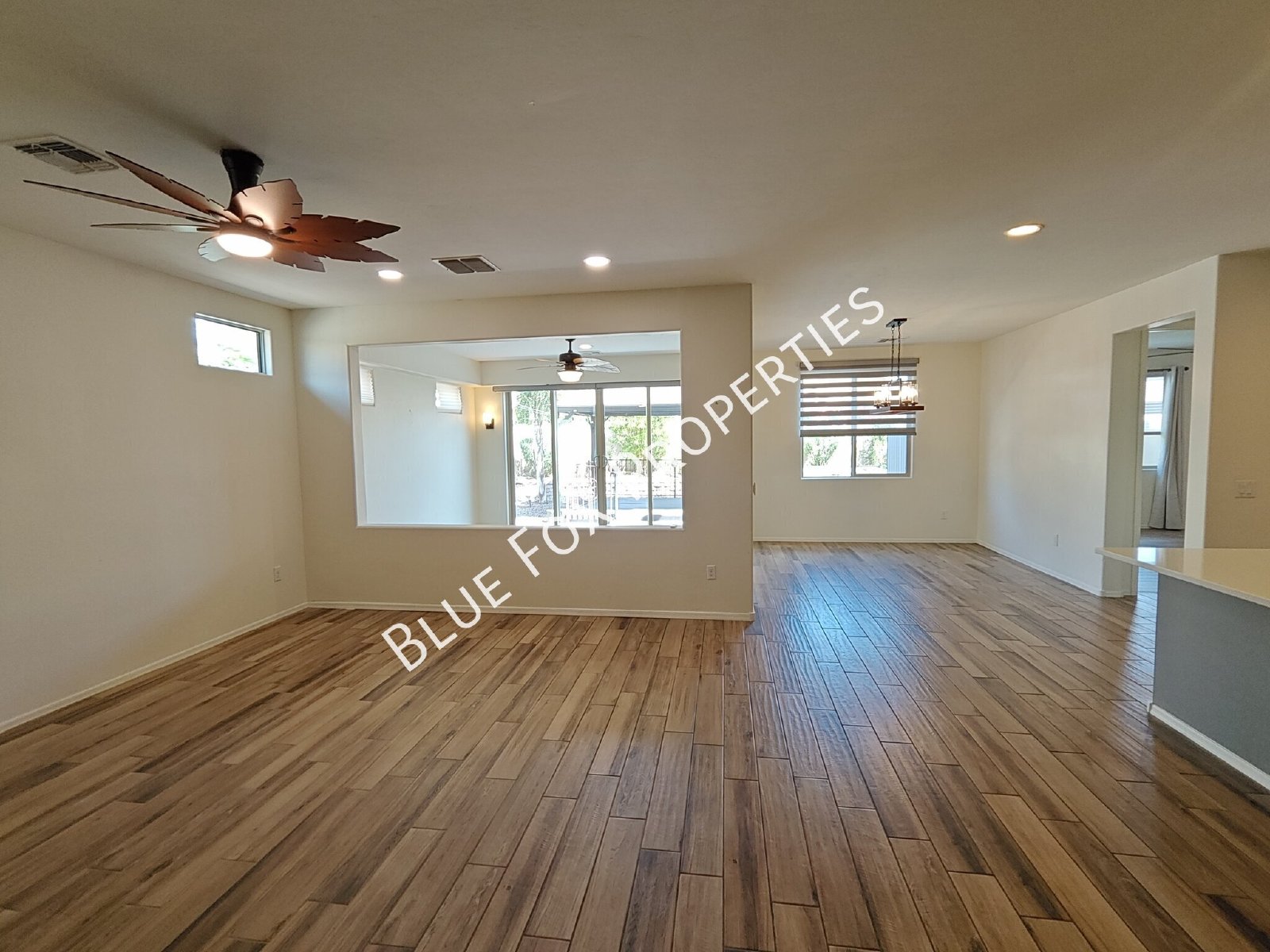 11128 W Fountain View Dr property image